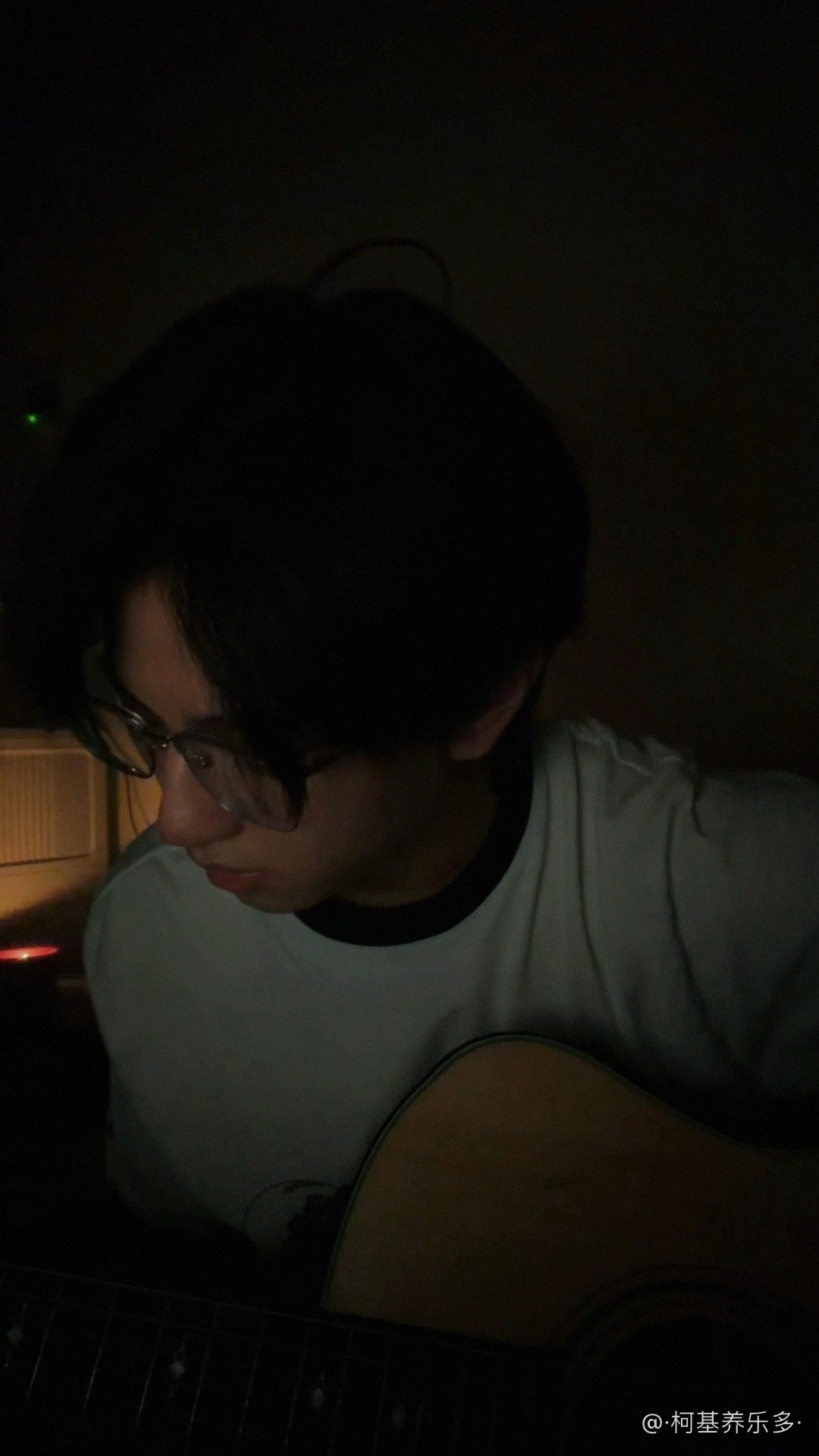 我不知道我们这样黑灯瞎火的会发生什么。。。 