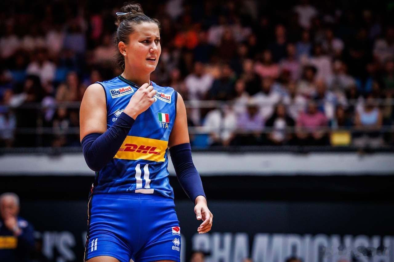 2025年女排世锦赛 第36场，B组，普吉岛，🇮🇹意大利3-1比利时🇧🇪