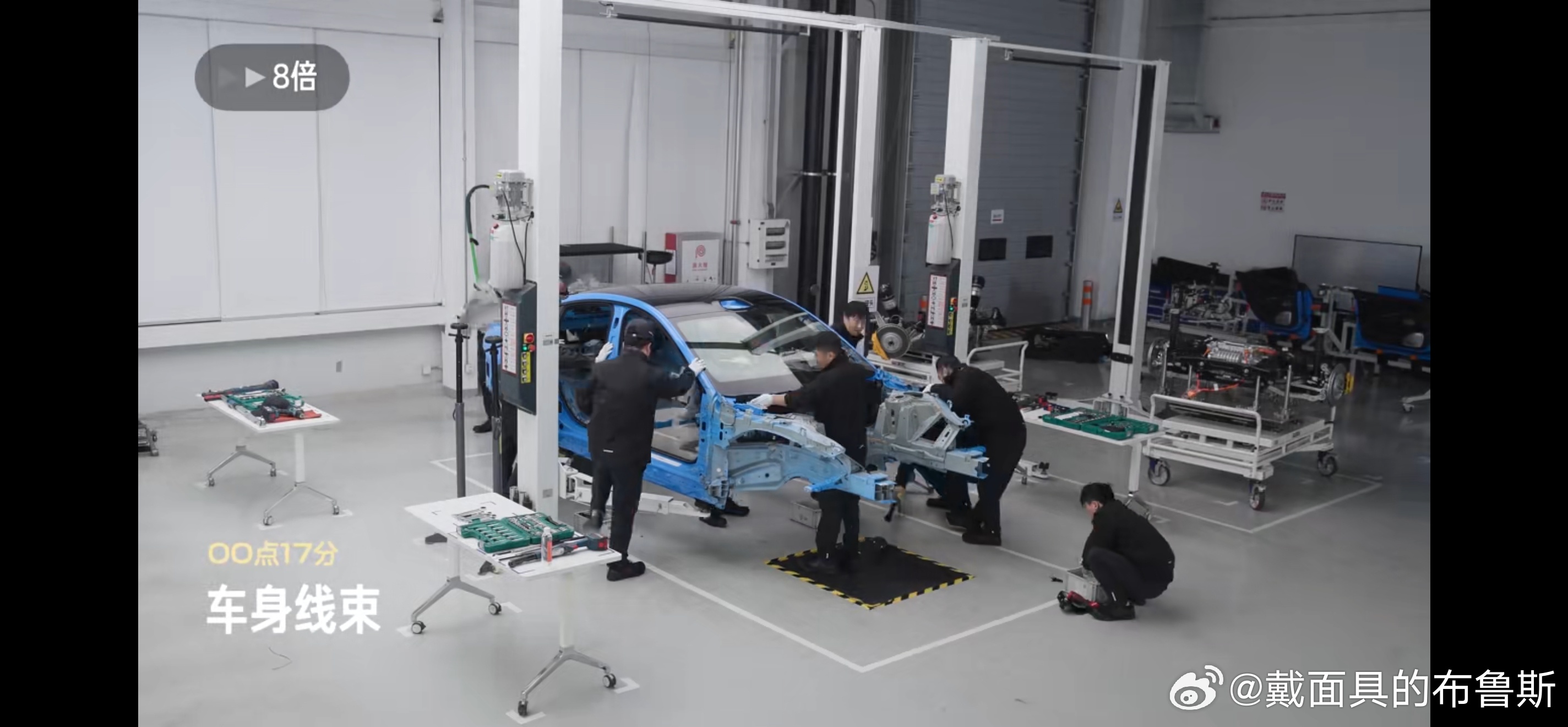 小米发布雷军拆车后装车视频   雷总之前直播拆的那台小米SU7，官方真的给装回来