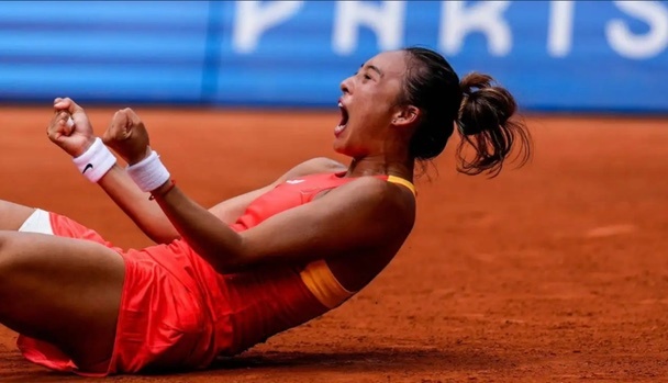 教育应该是一盏灯，一盏照亮人生命的灯。教育家苏霍姆林斯基说：“孩子的智慧，出在他