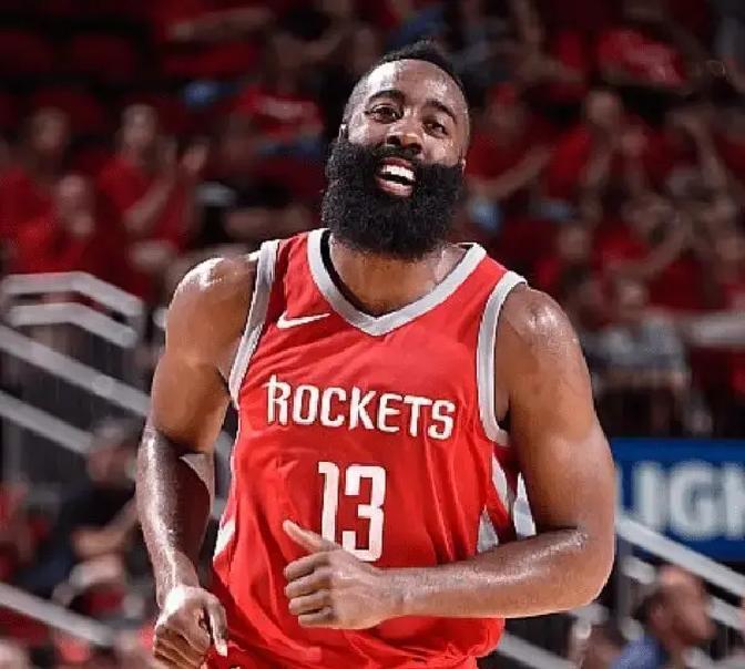 30+连砍32场，现役没人摸到一半
 
哈登把2019年打成个人表演。那年他场均