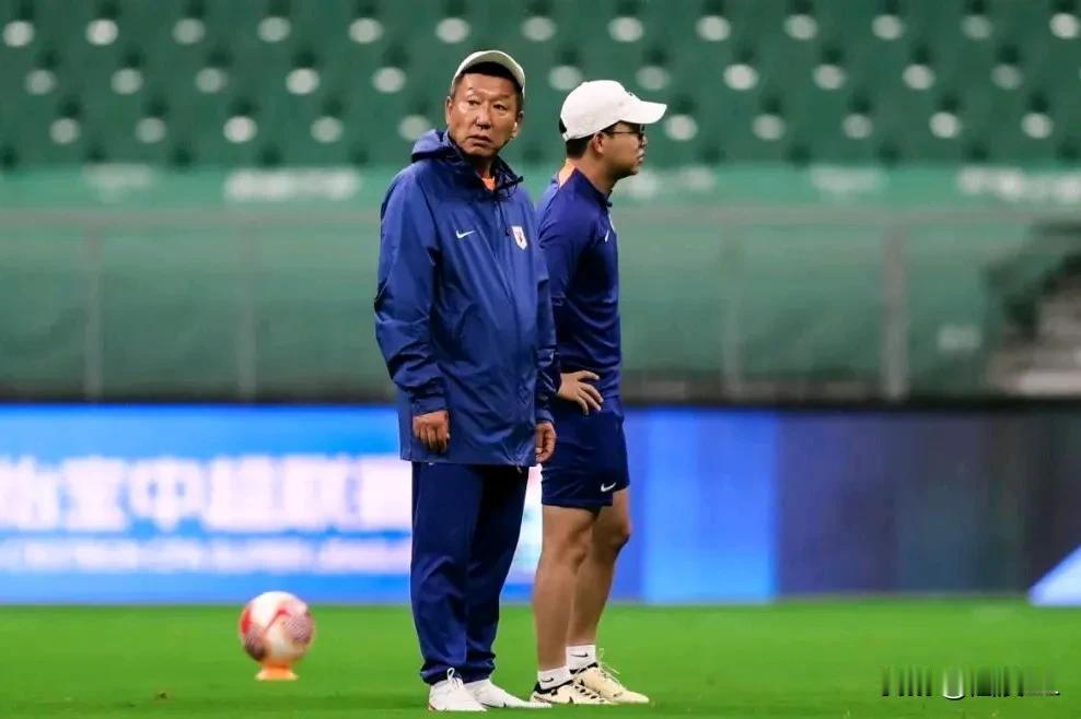 作为亚洲名帅，崔康熙的执教能力毋庸置疑，但他的引援绝对有大问题。
  帕托都懒得