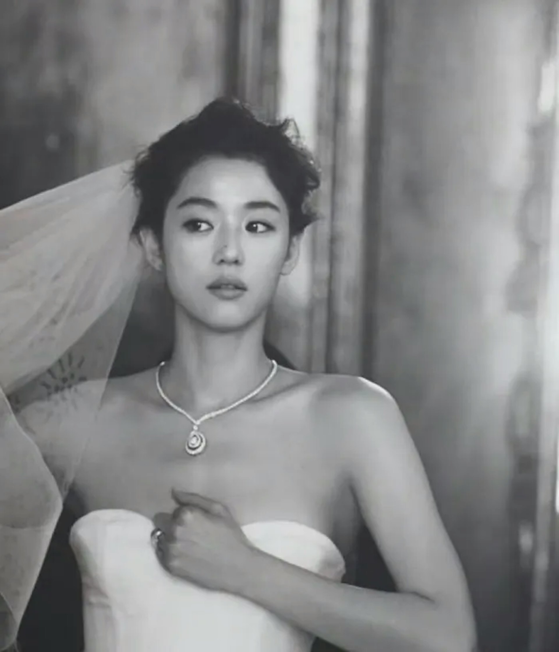 全智贤未公开婚纱照 好美丽~ 