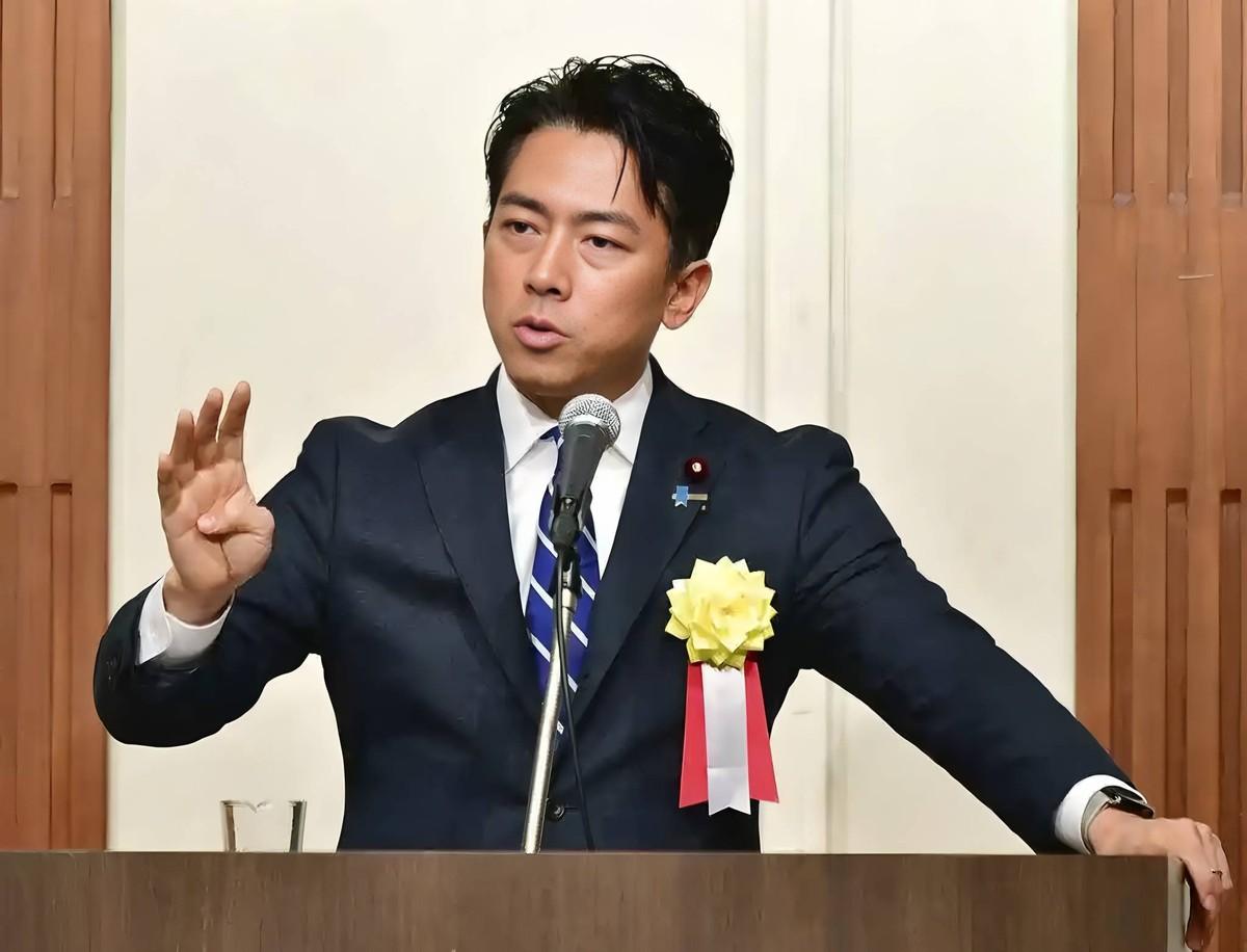 日本终于回应了，大概意思是，对于军演一事，日本已向中方表达关切。说实话，日本的这