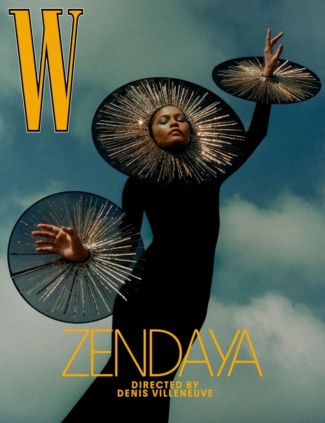 2022年3月刊的封面人物是 Zendaya（赞达亚）面由《沙丘》导演Denis