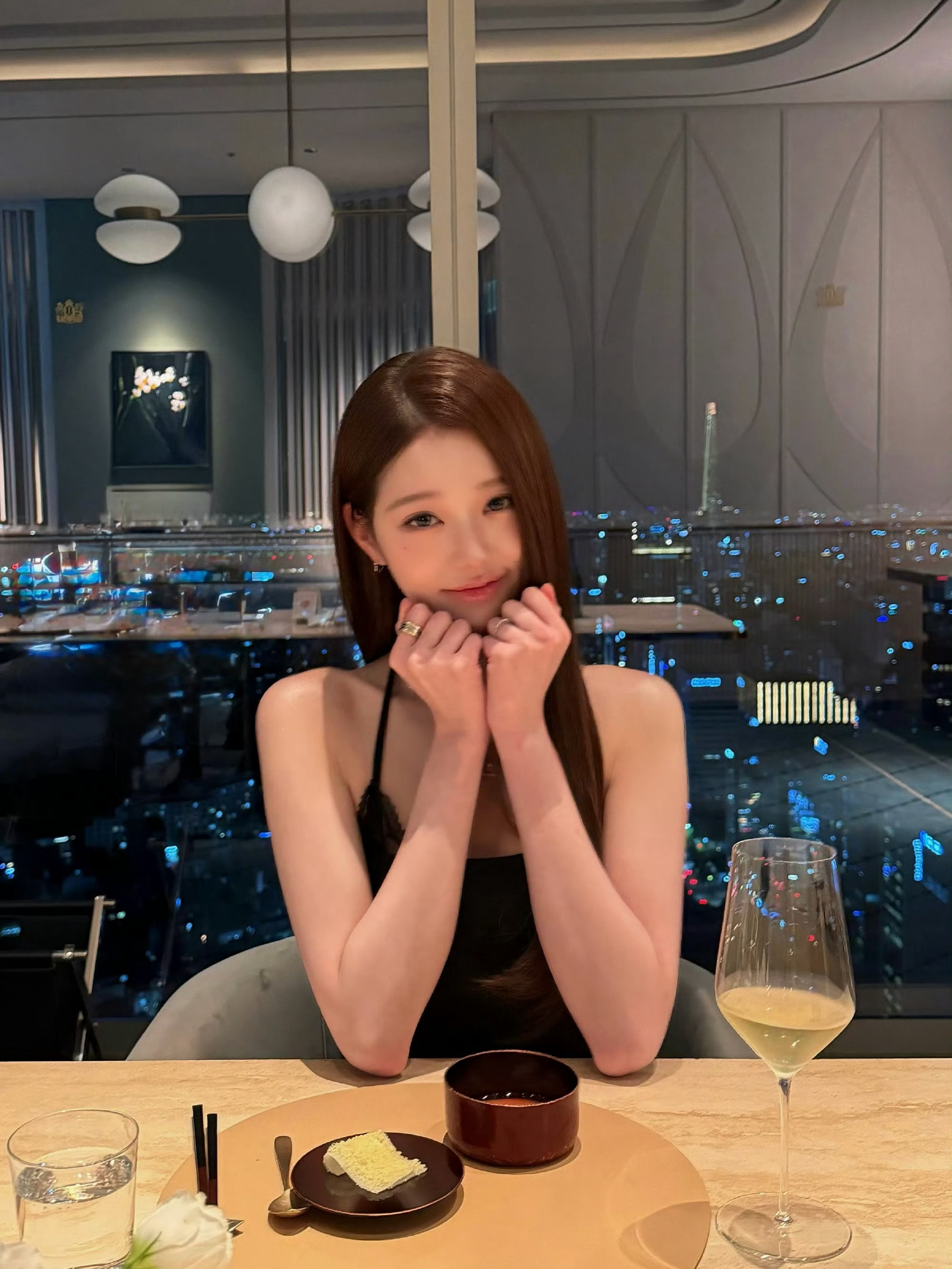 投稿【张元英 田中杏奈】我们的第一天   ​​​