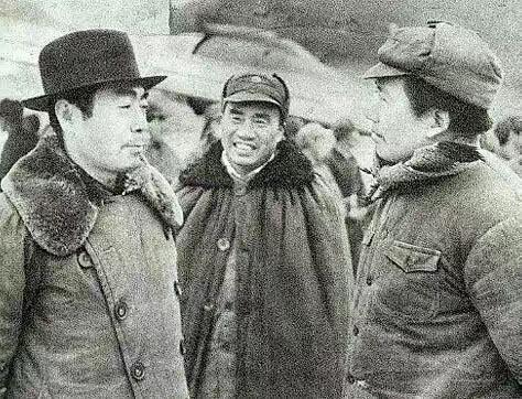 谁来写首新时代的歌？纪念三位伟人逝世50周年，温暖又催泪
 
50年前，巨星陨落