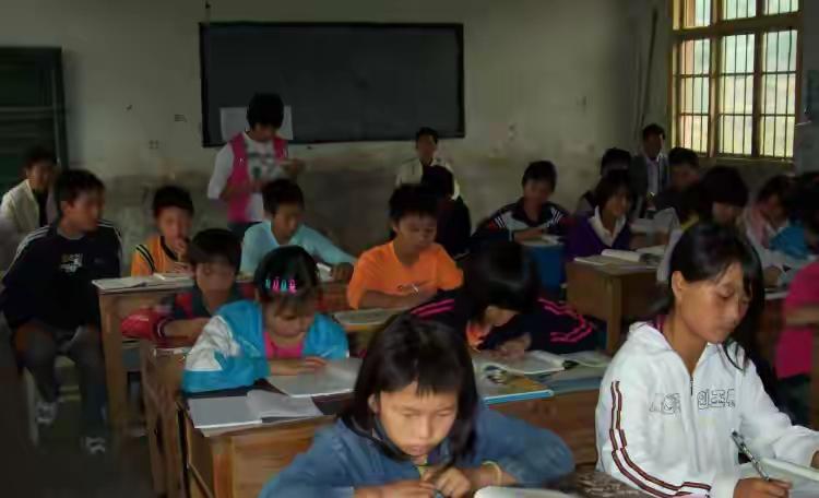 好不容易考上了编制，有了铁饭碗，为什么最后却走了（详见附图）？特岗教师这个曾经让