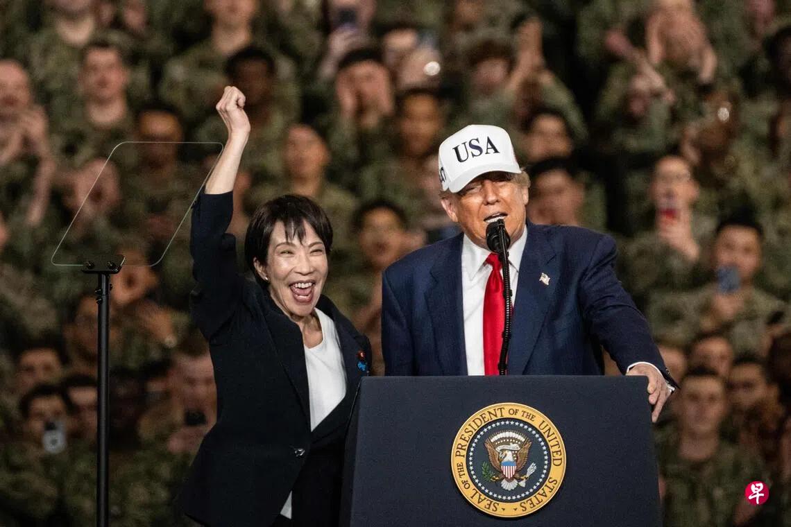 相貌不重要，是有能力的 10月28日，日本首相高市早苗（左）和美国总统特朗普在横