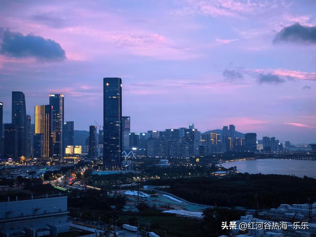 深圳429新政落地后，网红盘华润城的反应是最明显的。据市场消息称，5月份整个华润