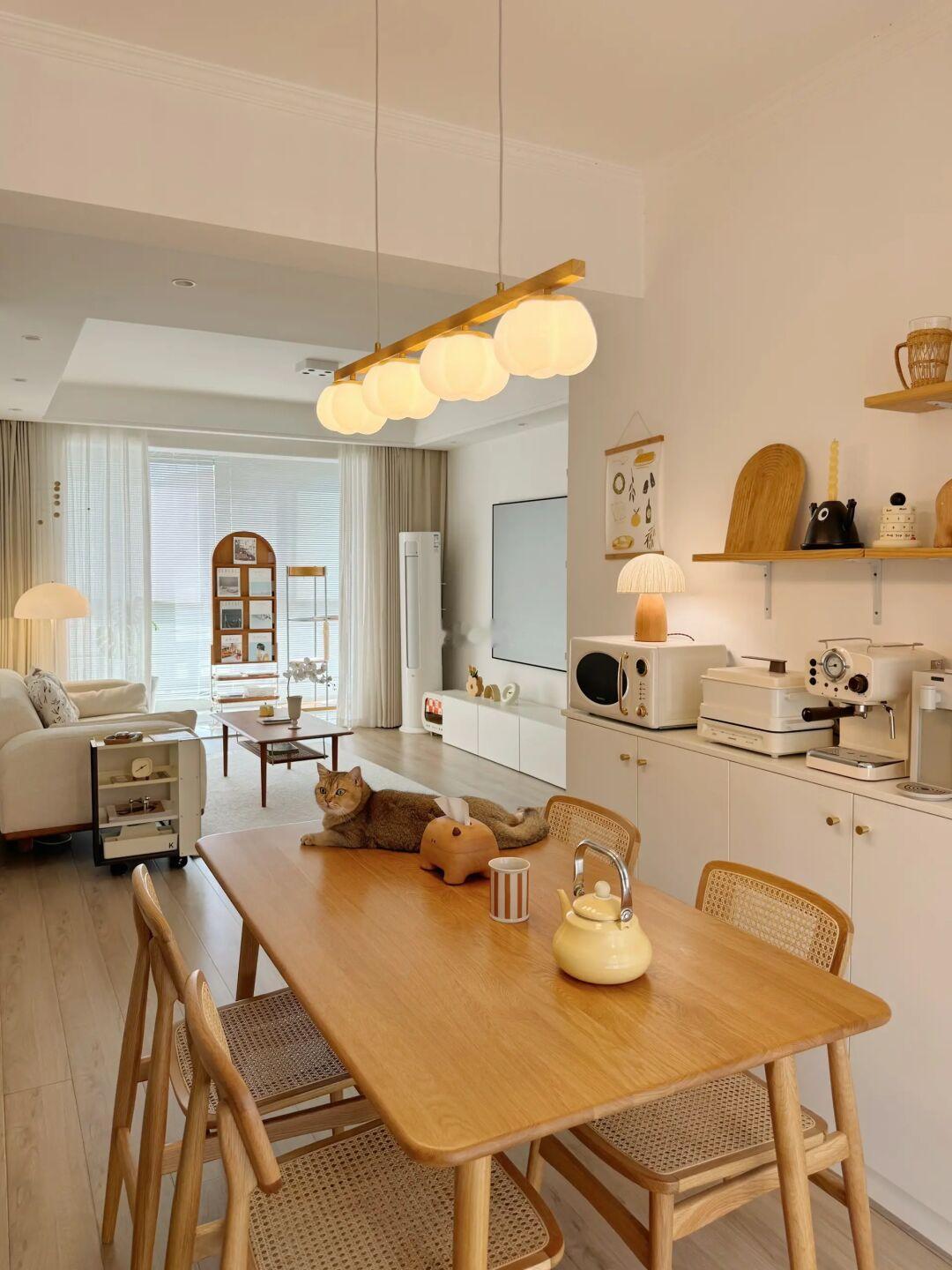 8w硬装｜70m²小家靠软装和灯光拯救！