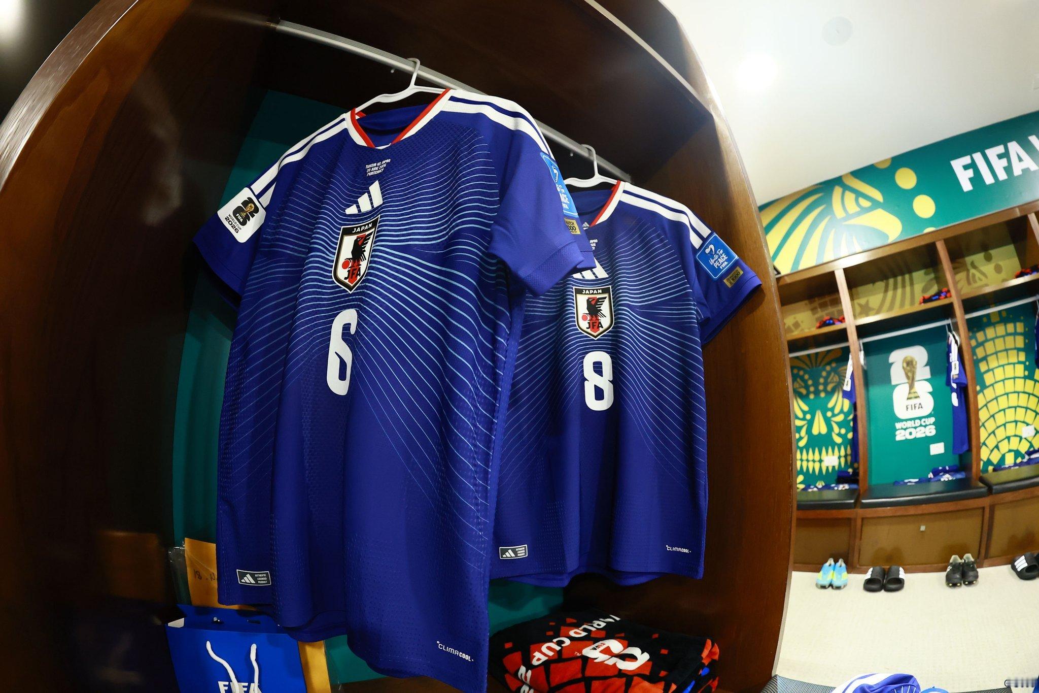 サッカー日本代表世界杯 【現場】ロッカルーム熱戦が間も無く始まります🔥 202