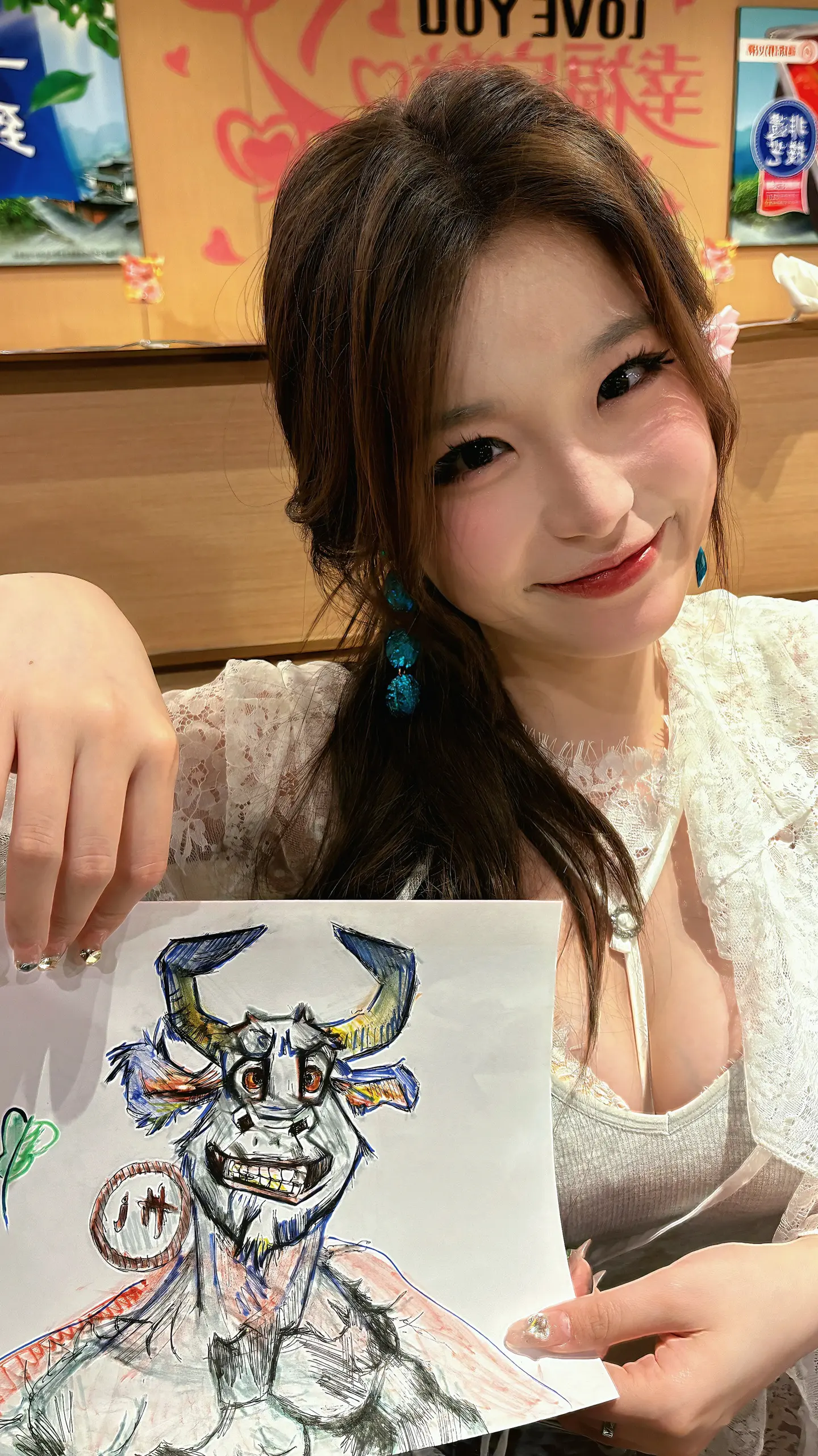海底捞画牛小姐姐！