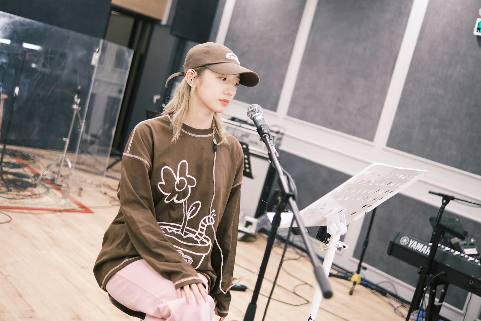 孟美岐怎么还在这里 ​​​