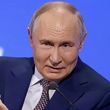 普京谈油、气。
当地时间3月4日，俄罗斯总统普京接受采访时表示，当前国际油气价格