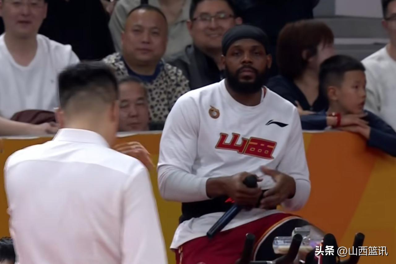 山西媒体人质疑裁判不具备国际裁判水平，山西球迷质疑潘江反应变能力！
山西汾酒男篮