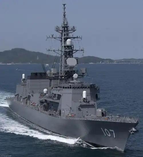 4月17日，日本雷号驱逐舰穿越台湾海峡的新闻刷屏了，但真正的危险信号藏在13小时