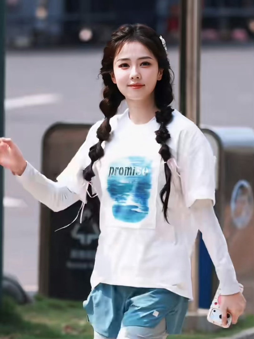 白鹿戳到了姚译添的笑点奔跑吧 白鹿入场那句“尼克狐尼克，你被捕了”，姚译添笑得镜