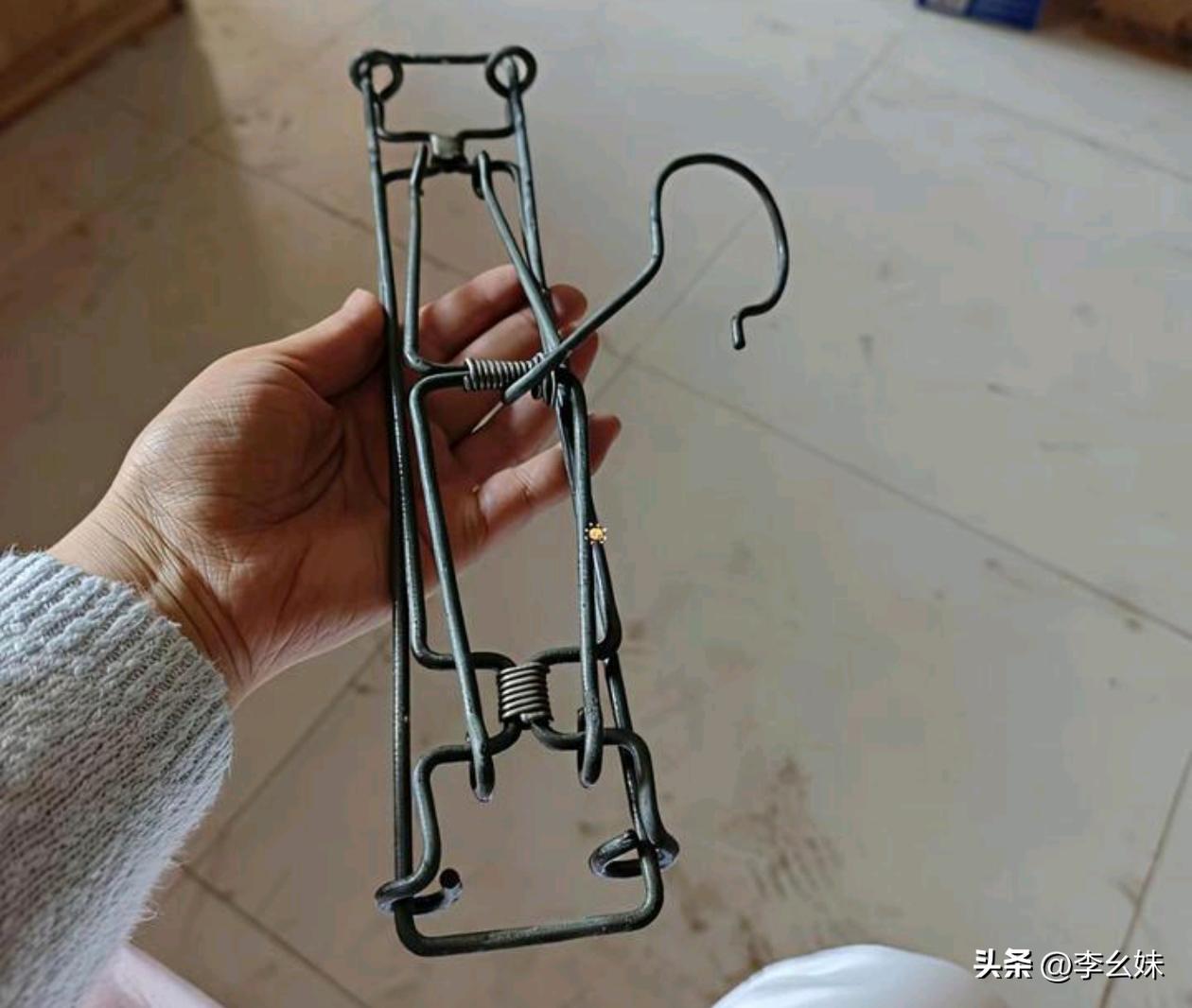 这老物件在我们家用了几十年了，还没坏，有认识的吗？