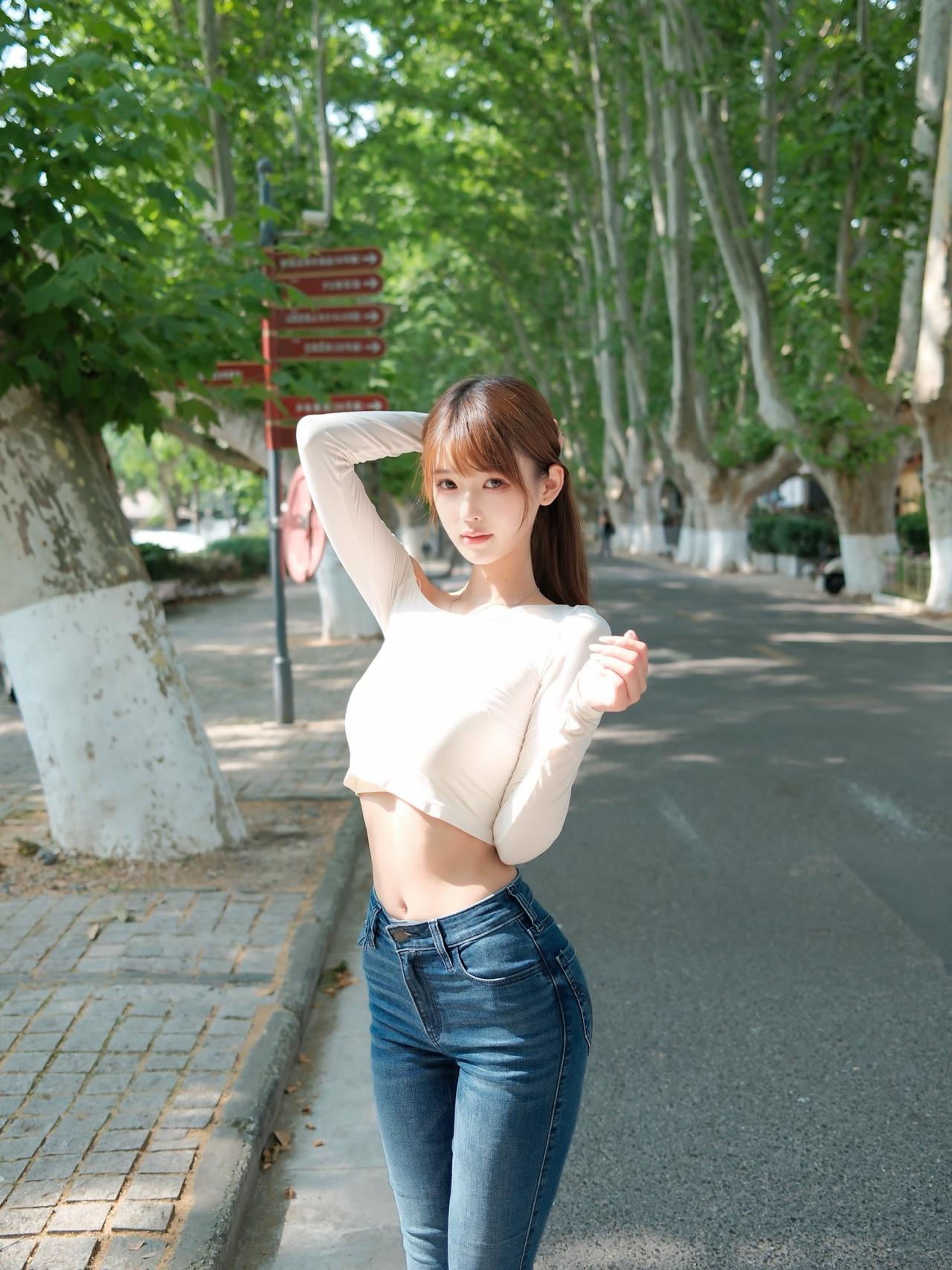 阳光明媚的午后，树荫下的小清新穿搭怎样穿搭让自己更美 在你眼里，什么样的女人最漂