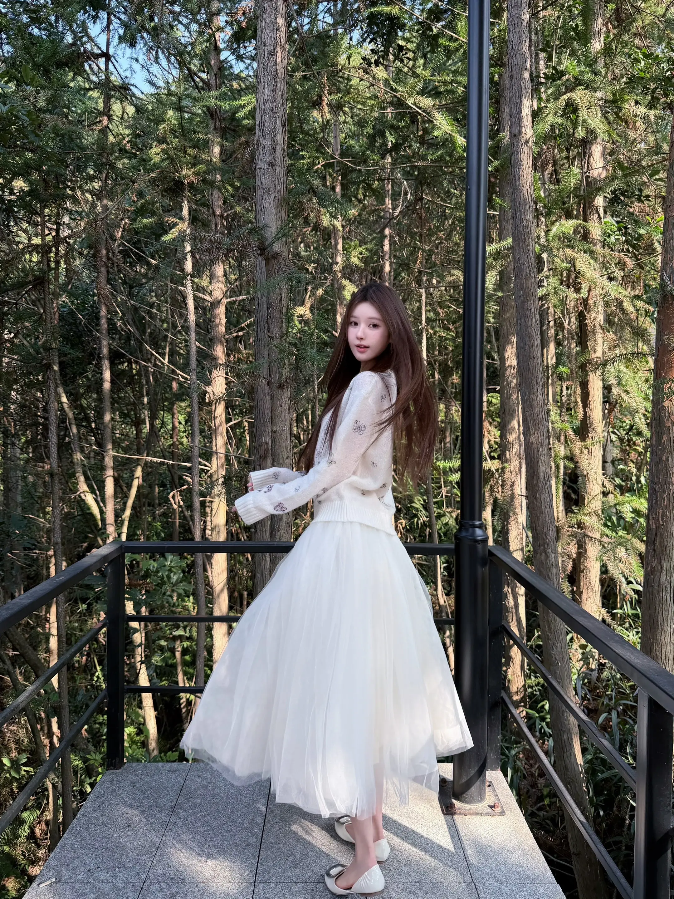 你像一场大雨 淋湿我的眼睛