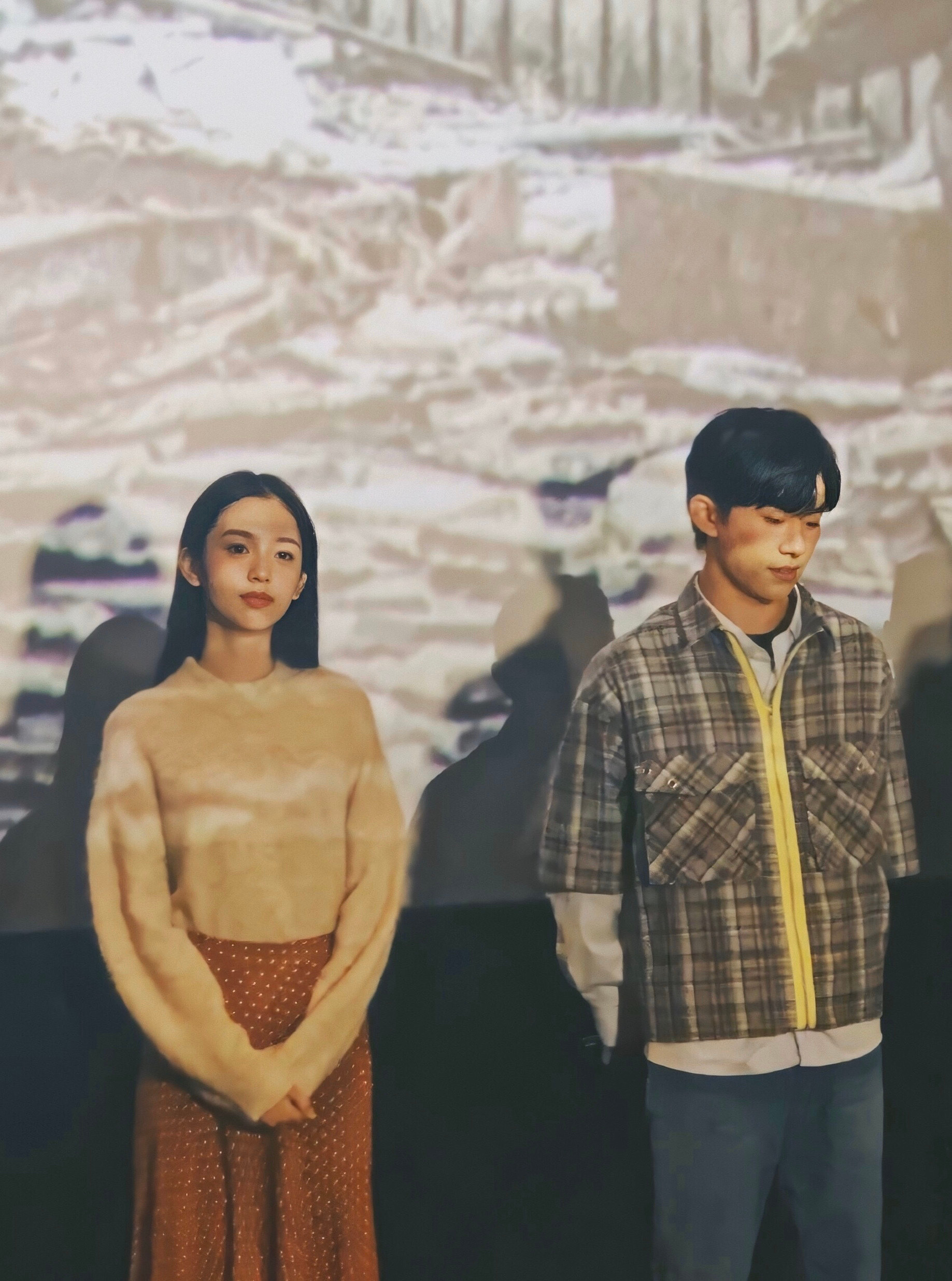 投稿 周也那年还不是粉丝的我“魏莱时期”非粉存的一张图，当时就觉得整张图的氛围结