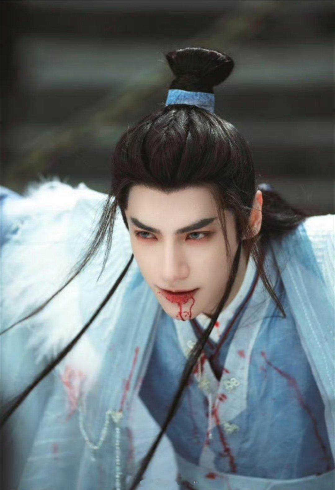 澹台烬