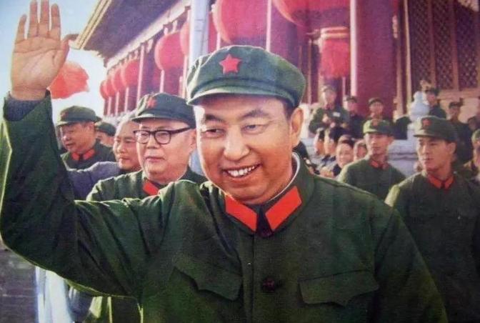 华国锋逝世3年后，骨灰却被移出了八宝山？真实原因令人泪目

2008年8月20日