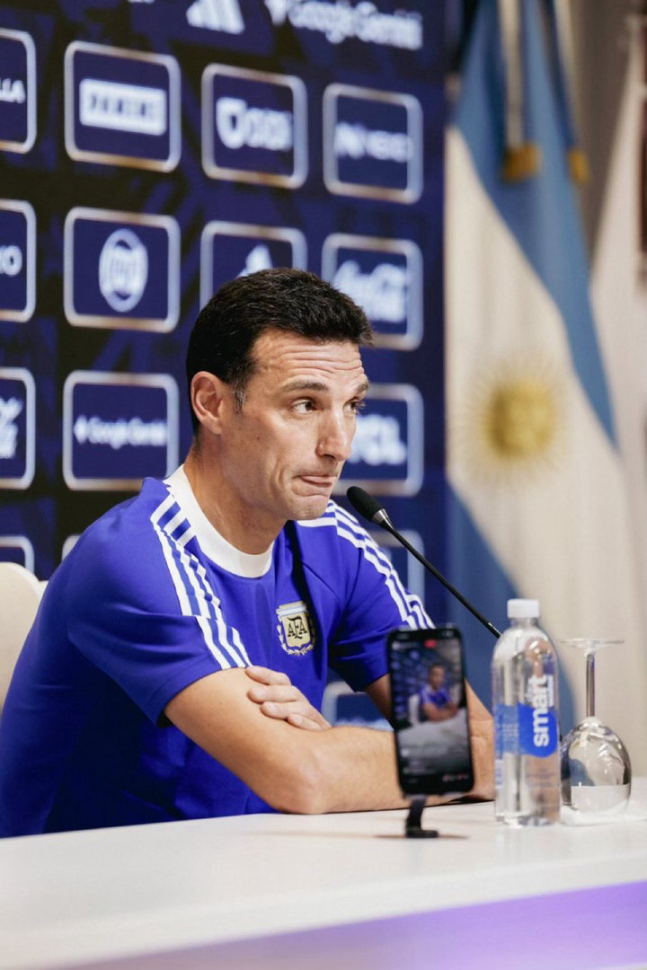 🐐“梅西会在适当的时候决定是否参加世界杯，他会做出对球队和他自己都最有利的决定