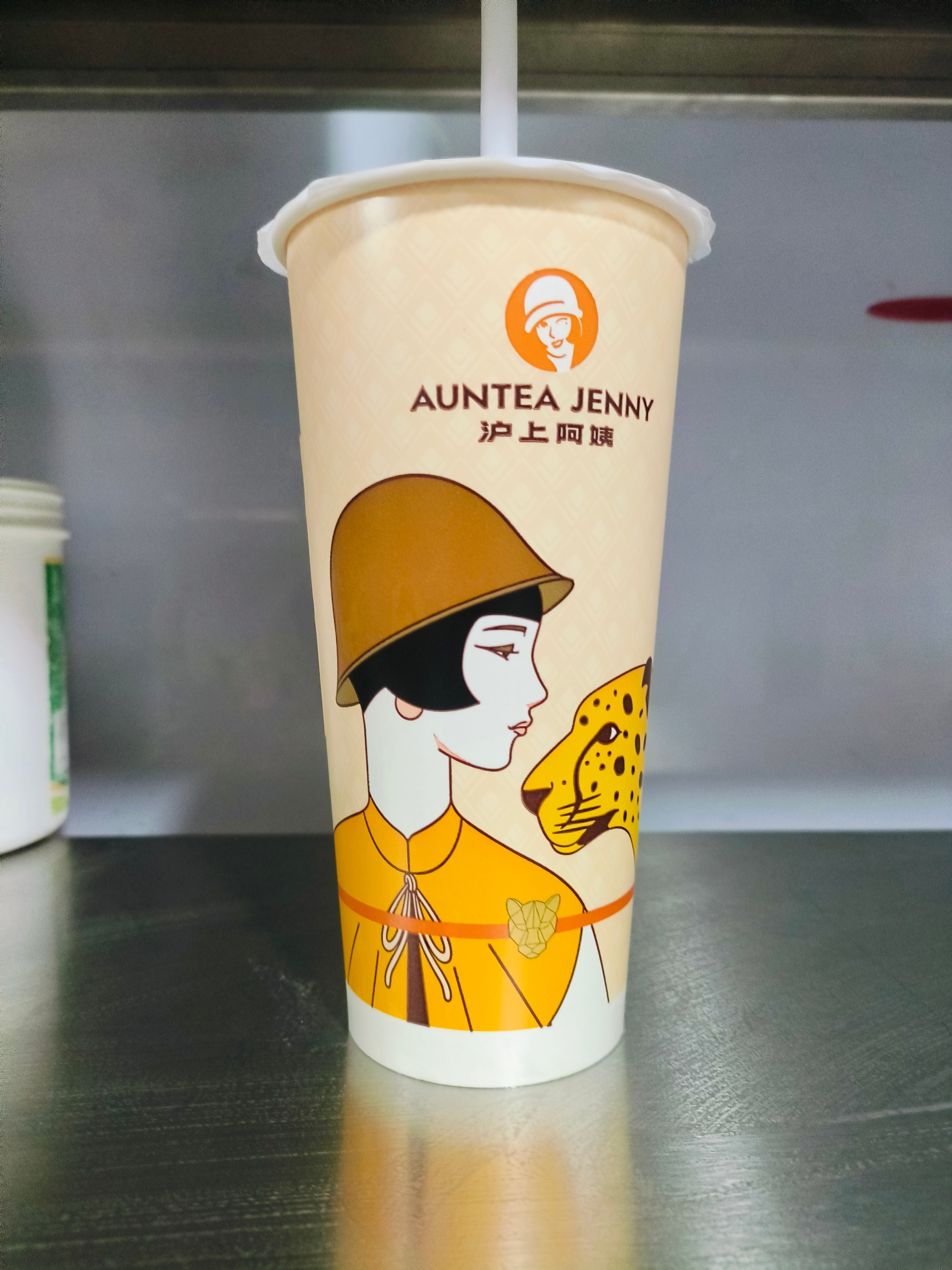秋天的第一杯奶茶来啦！ ​​​