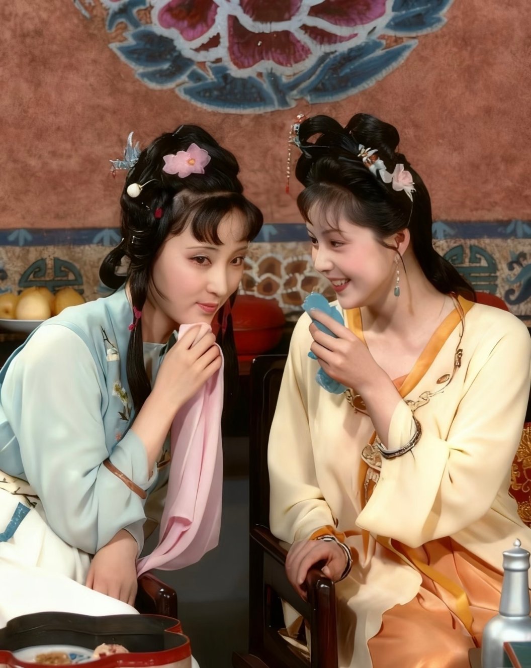 网传新红楼梦演员表《红楼梦》又要翻拍了？还是别翻拍了吧