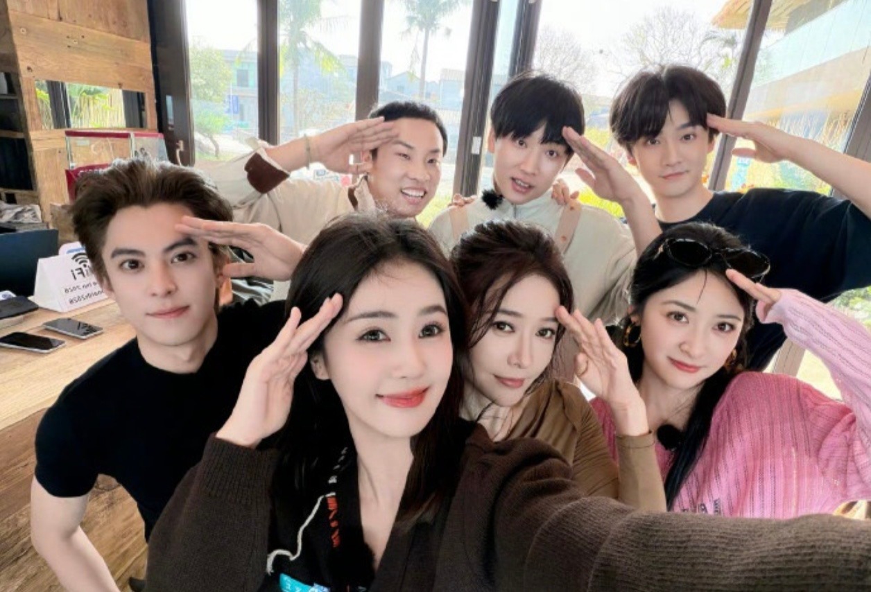 让C是一种习惯，更是一份温柔的修养。白鹿让C亲爱的客栈