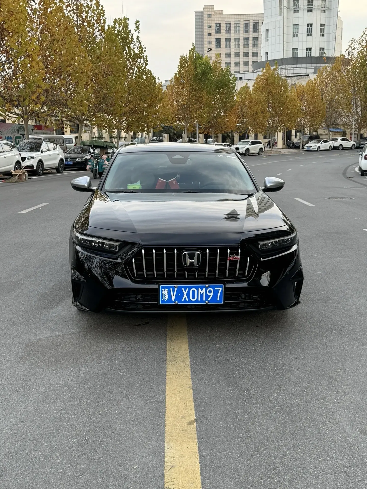 二十多岁的你现在都开什么车 拍照给我看看！