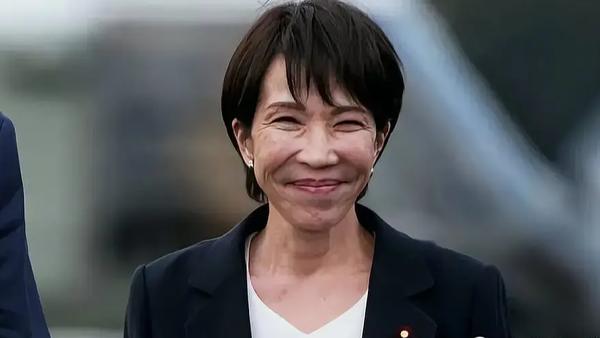 高市早苗赢了，中国该怎么看？一句话：淡定，但手里得有根。

高市早苗当上日本首相