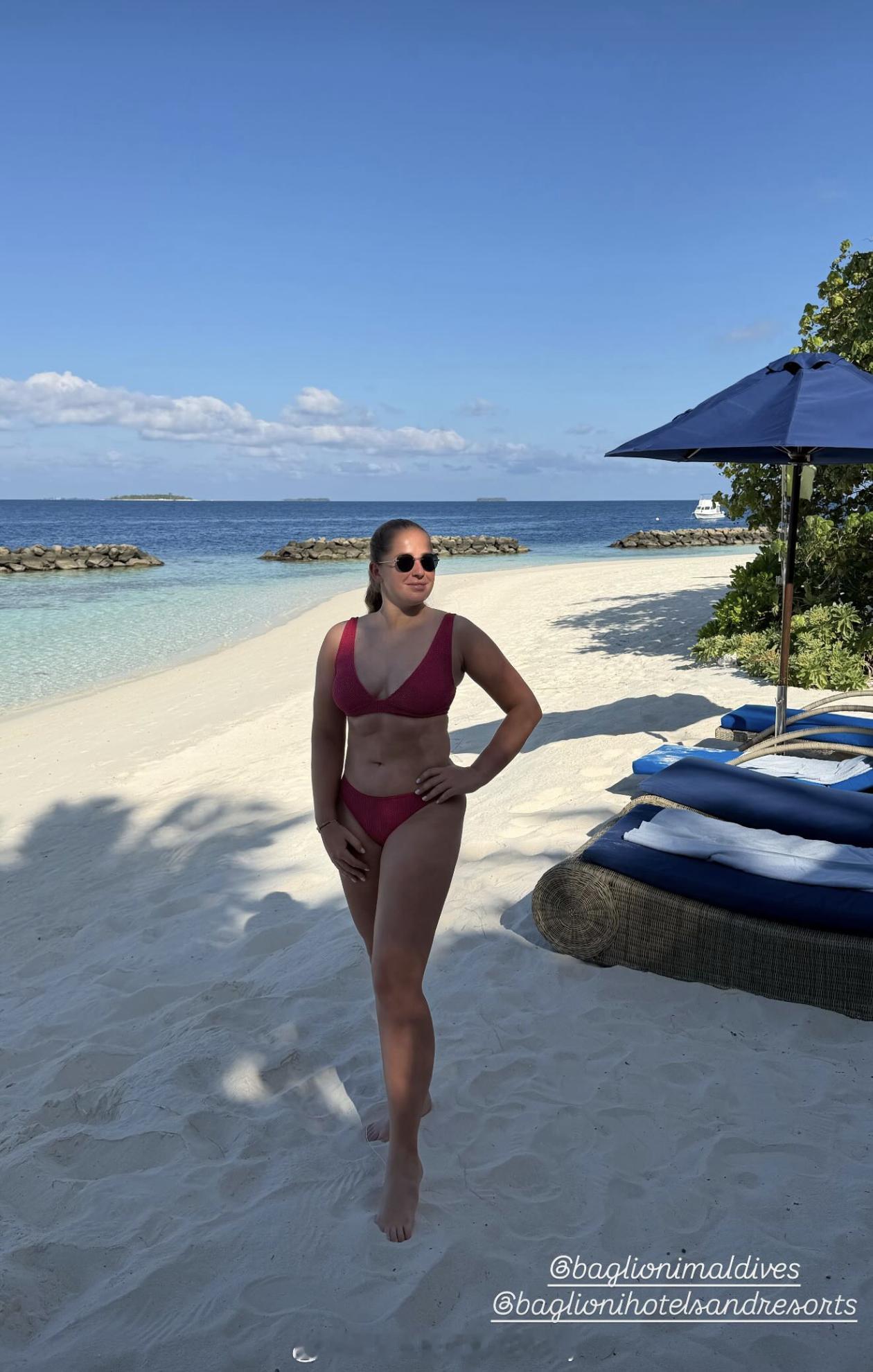 奥斯塔彭科的马尔代夫秀，这是她的招牌动作吗