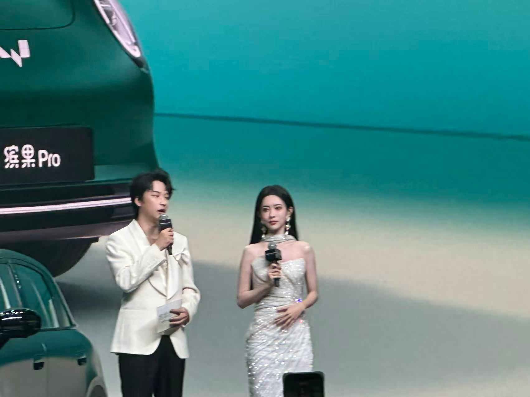 五菱缤果Pro今天开启预售了简单整理了几个核心点，大家一起看看。🚗 空间与设计