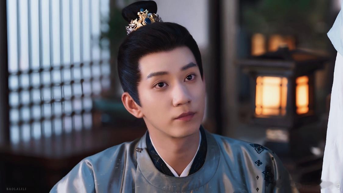 我选择王子奇萧瑾瑜做心理委员 每次心情低落时，萧瑾瑜那句“别灰心，你比自己想象中