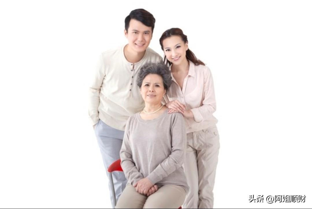 为什么老一辈儿总是喜欢催婚呢？总是无法接受子女独居呢？那是因为跟他们的成长经历有
