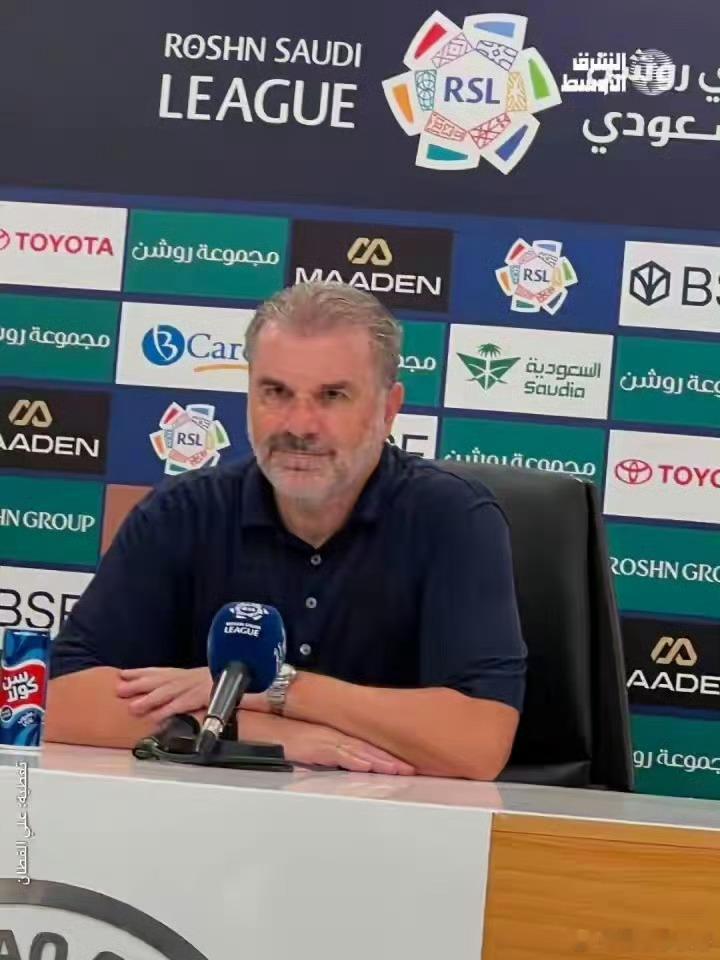 达曼协作2比3利雅得胜利逆转功臣是全员！波帅回应换人争议：换下C罗，只为激活全队