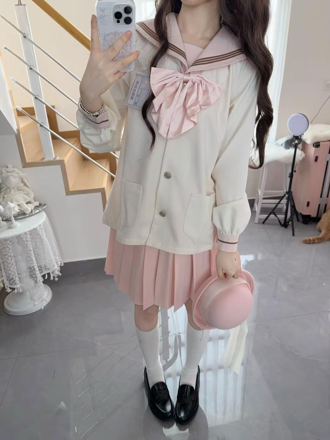 今天没有偷到文案 可以偷亲一下你吗