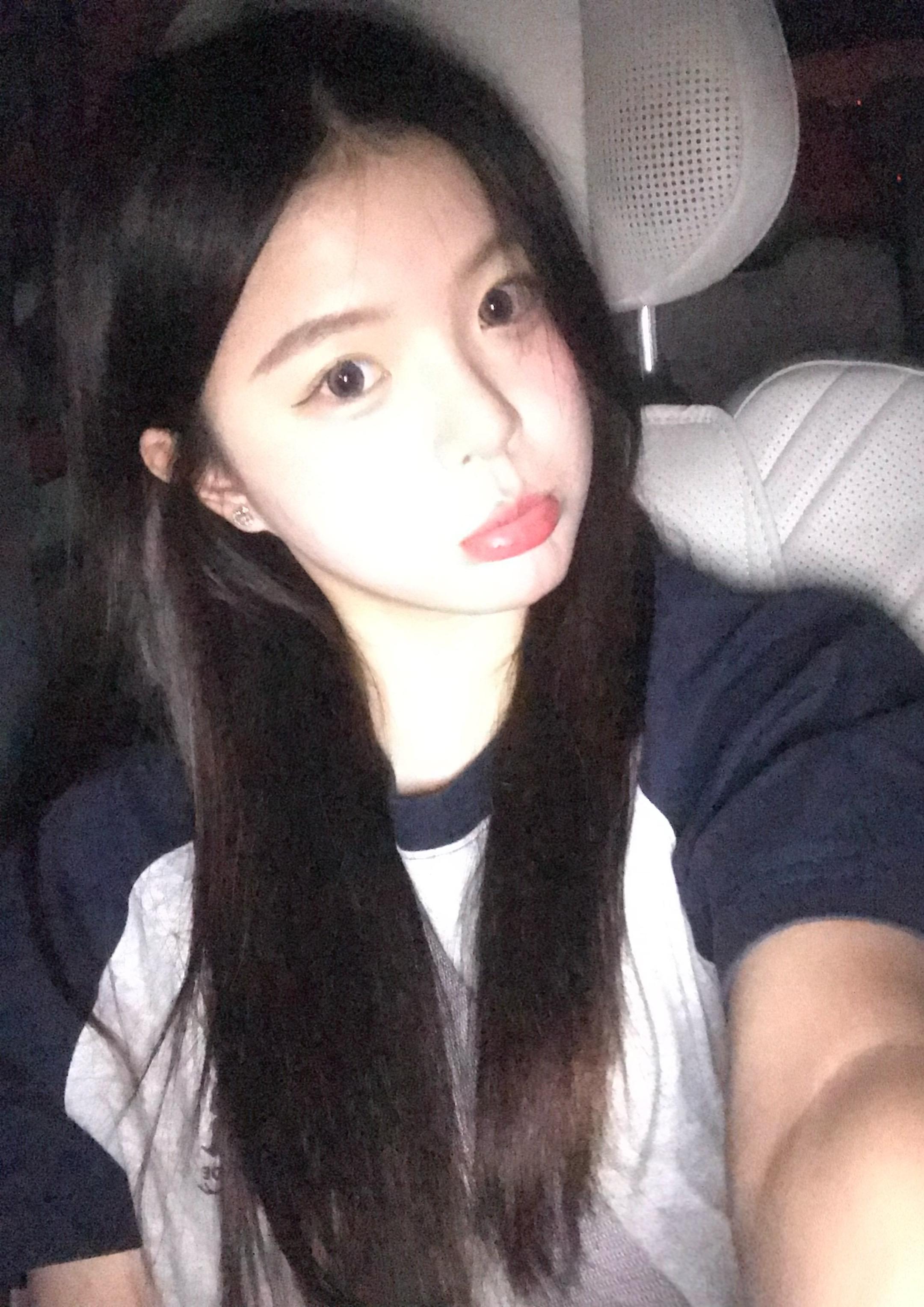 我还记得第一面见到你我的心是怎样波动。