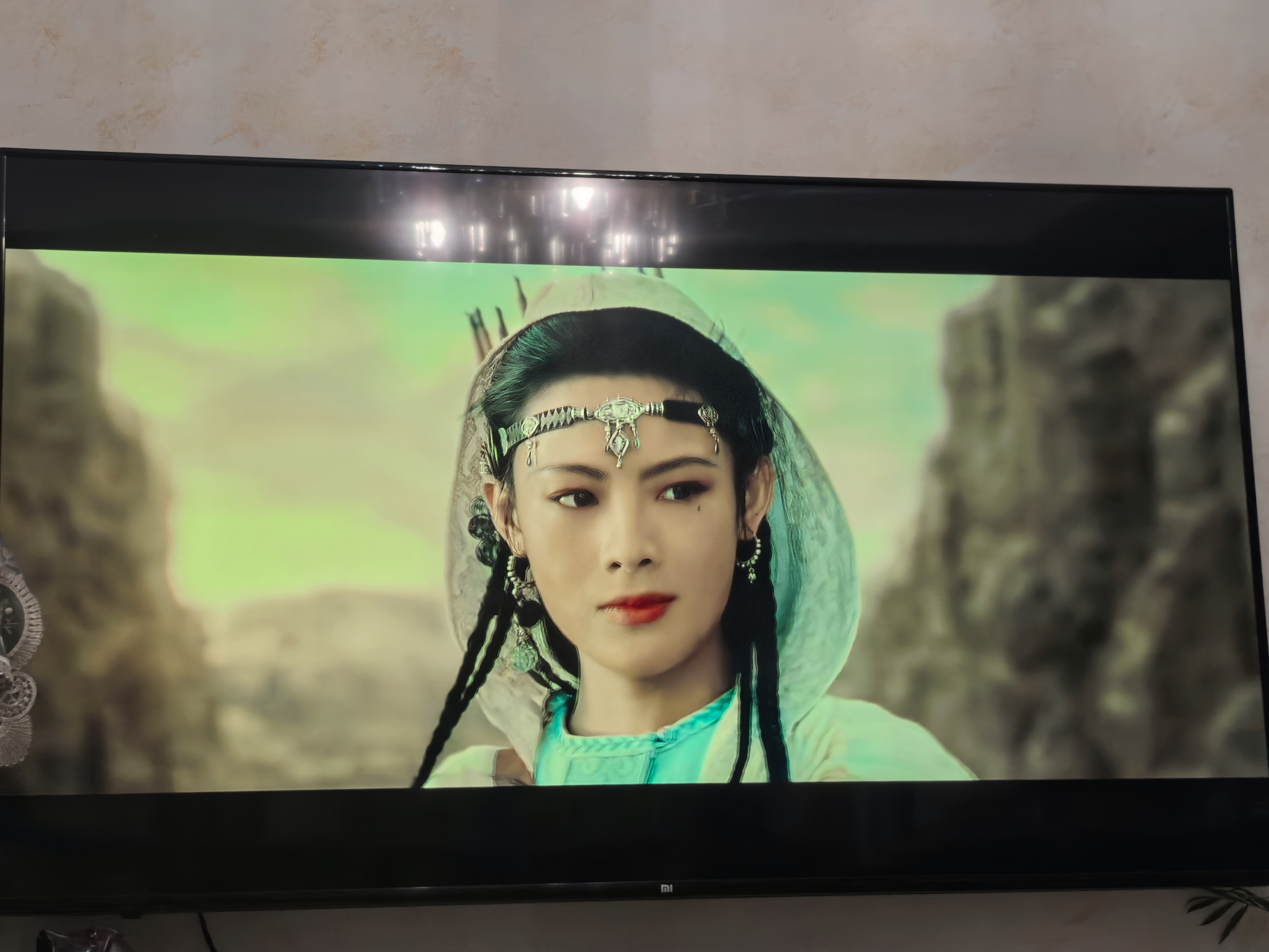 台风天真的很适合在家看阿育娅
