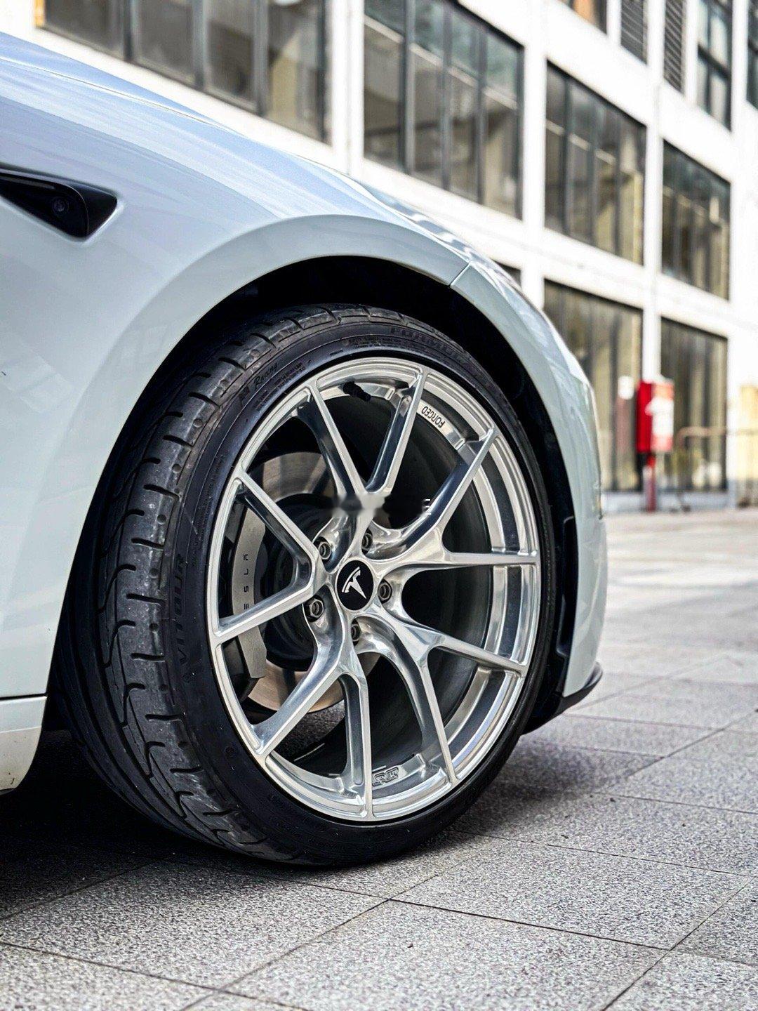 愿所有人，得偿所愿  TLFW 𝐅𝐎𝐑𝐆𝐄𝐃 特斯拉个性化私人高端定