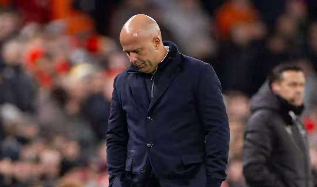 利物浦1-1桑德兰引热议：加克波陷困境 客战利兹联成救命稻草利物浦主场1-1战平