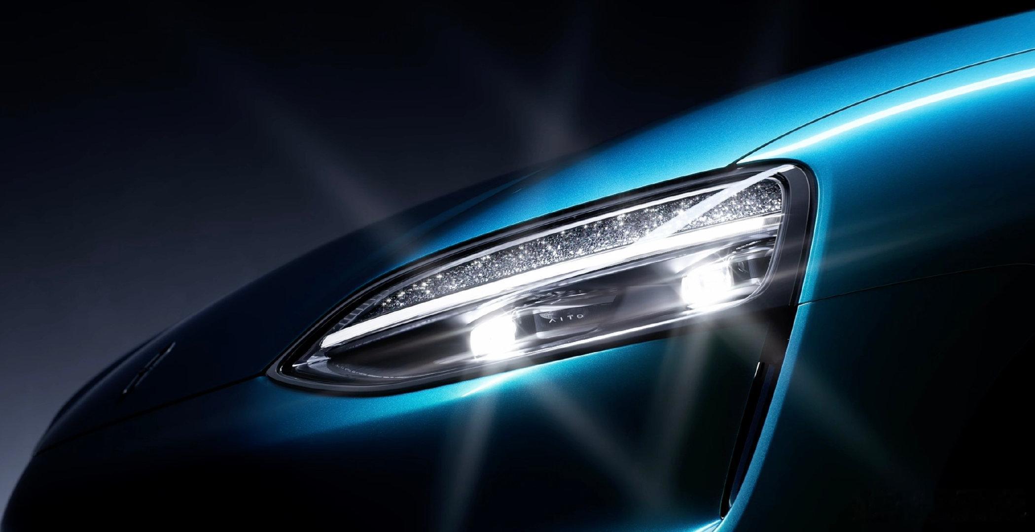 余承东首曝问界M6实车 感受到了这款车子的亮点，真的还是很十足的，光看外形就非常