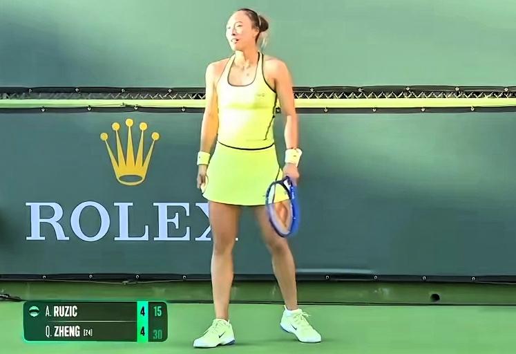 2026WTA1000印第安维尔斯女单第二轮焦点之战，赛会24号种子郑钦文拼尽全