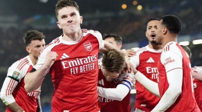 切尔西这支球队的表现真是神鬼莫测！在联赛杯半决赛首回合与阿森纳的较量中，他们首发