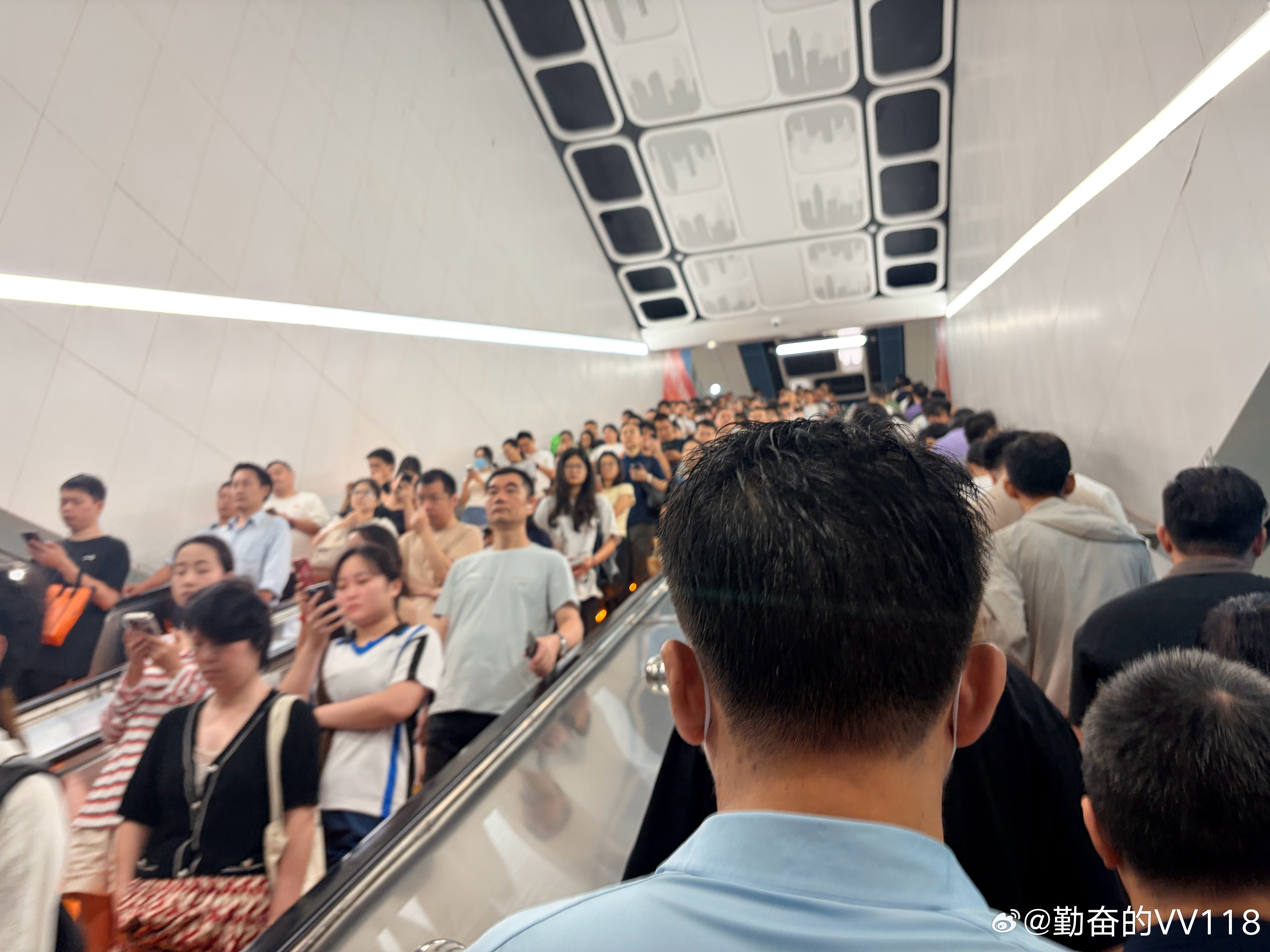 我因为改了早通勤的莞深高铁班次，每天都在迟到的边缘疯狂的试探，我总结了一下可能影
