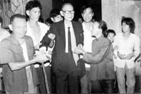 1988年中国最高法院的公告宣布，不再追诉国民党军政人员在新中国成立前的犯罪行为