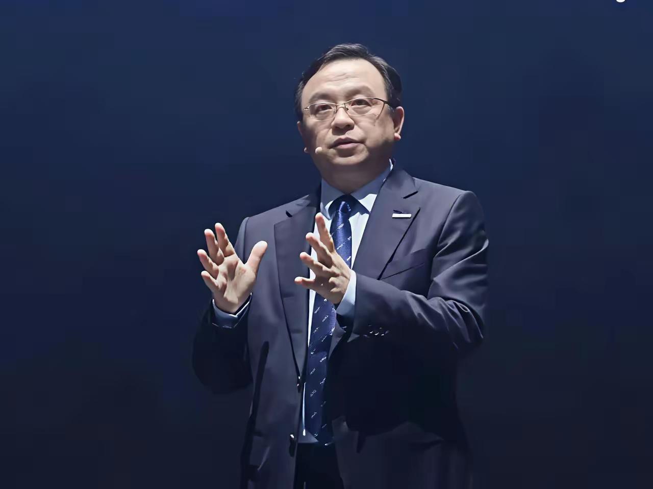 王传福一句狠话炸穿行业！做电池，宁德时代来了也得叫比亚迪前辈🔥
 
行业内公认